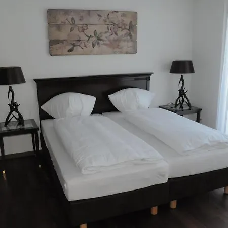 Sleeps 8 Wifi Apartment Kandersteg